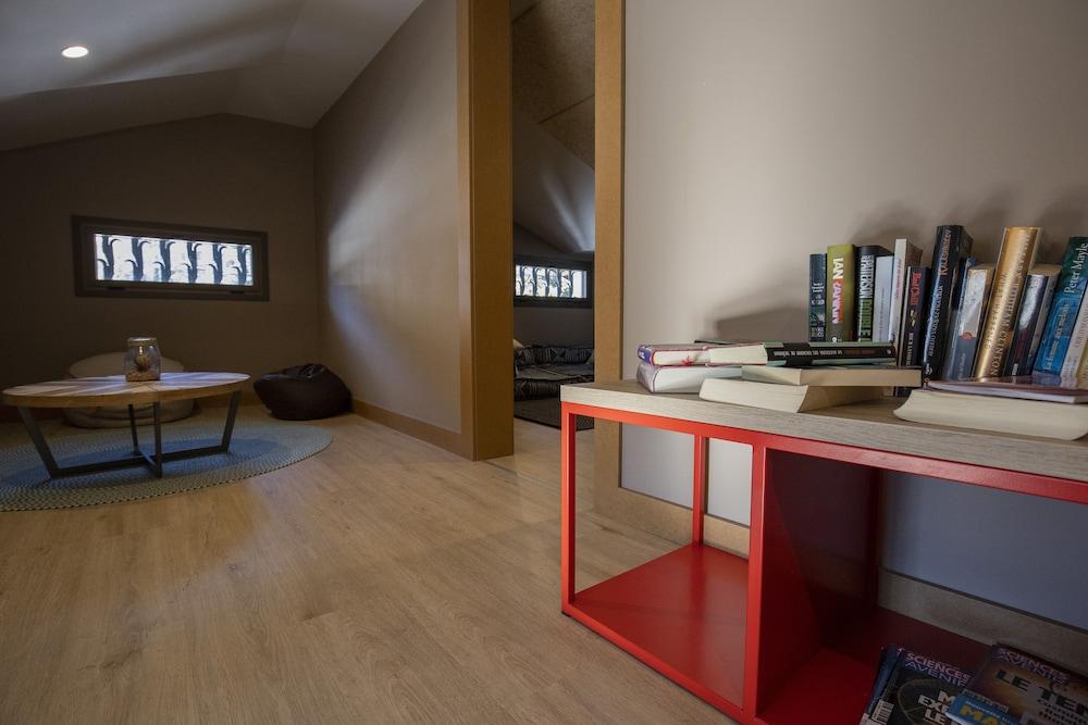 Font Andorra Hostel ラ・マッサナ エクステリア 写真
