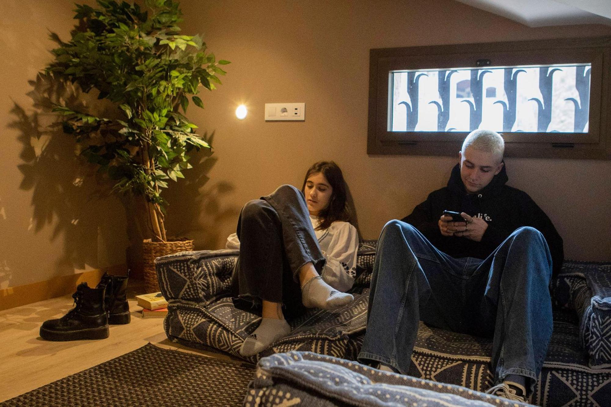 Font Andorra Hostel ラ・マッサナ エクステリア 写真