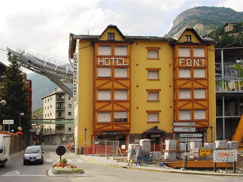 Font Andorra Hostel ラ・マッサナ エクステリア 写真